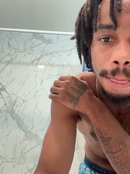 Snapshot of BigdaddyD1400 chatting on 09.25.25 BigdaddyD1400 online show from 09.25.25