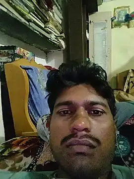 Snapshot of Raakkesh chatting on 08.04.26 Raakkesh online show from 08.04.26