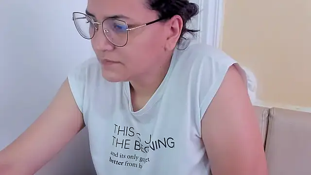 MARILYN GARCIA online show from 02.05.25