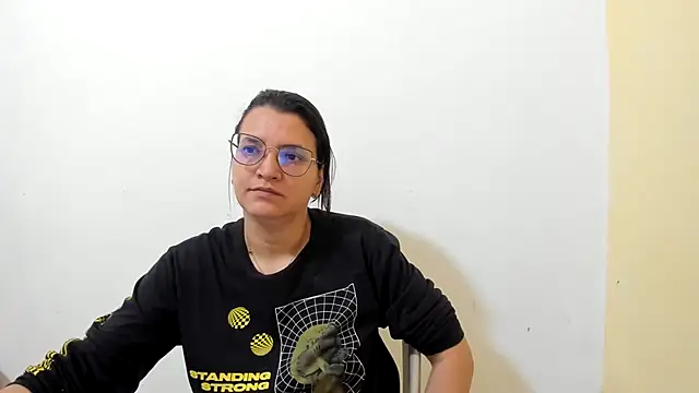 MARILYN GARCIA online show from 10.11.25