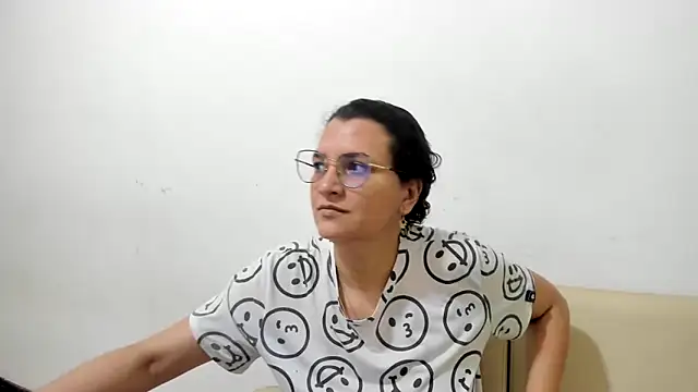 Snapshot of MARILYN_GARCIA chatting on 02.24.26 MARILYN GARCIA online show from 02.24.26