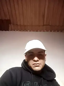 Snapshot of matiasjoel17 chatting on 08.05.26 matiasjoel17 online show from 08.05.26
