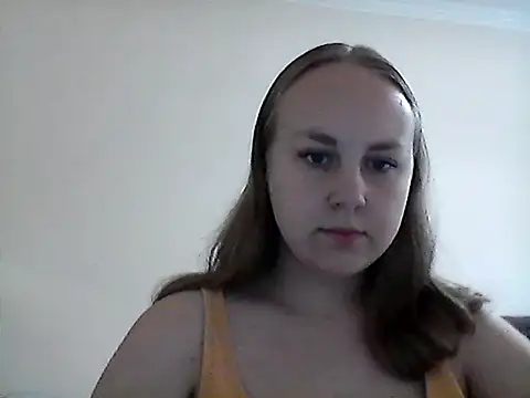 Snapshot of LaylaVall chatting on 08.07.26 LaylaVall online show from 08.07.26