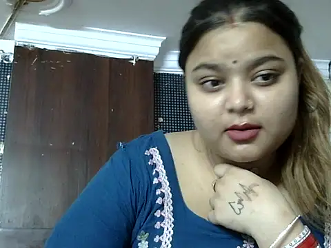 Snapshot of Sexy-radhika69 chatting on 08.09.26 Sexy-radhika69 online show from 08.09.26