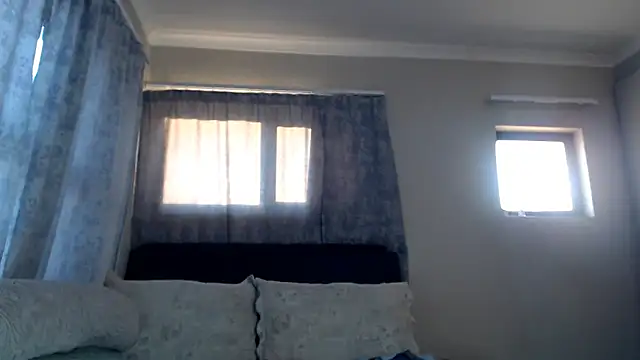 leanna23 online show from 10.10.25