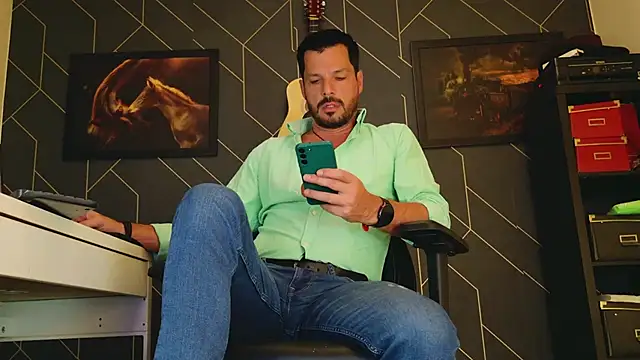 ChrisKox online show from 03.12.25