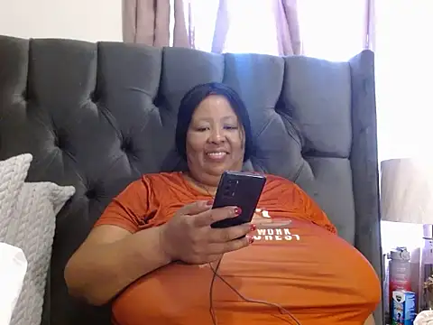 Snapshot of nancy111 chatting on 02.11.25 nancy111 online show from 02.11.25