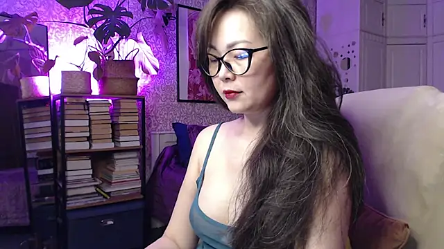 Koreanowner online show from 11.13.25