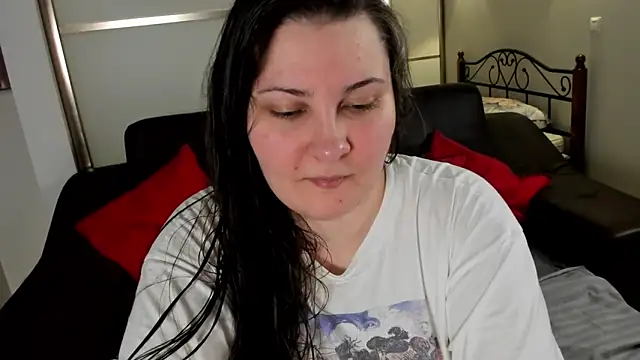 MarySwon online show from 02.25.25