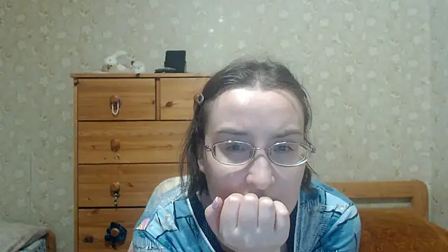 Snapshot of Smart_Rose chatting on 03.25.26 Smart Rose online show from 03.25.26