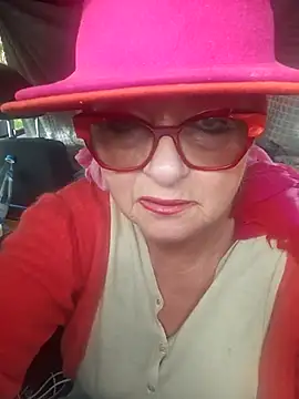 MucMilf59 online show from 10.20.25