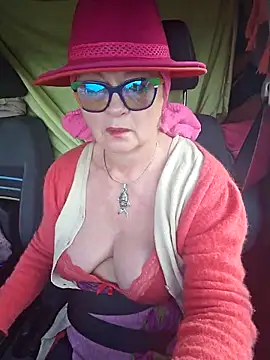 MucMilf59 online show from 11.16.25