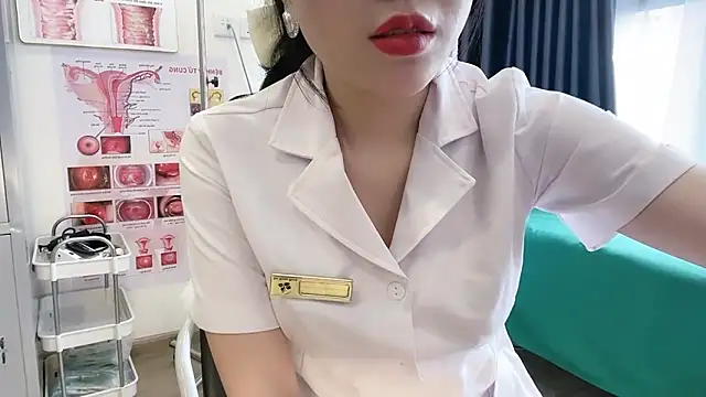 Snapshot of Meilian2021 chatting on 10.24.25 Meilian2021 online show from 10.24.25