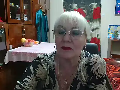 Snapshot of JenaCheim chatting on 01.05.25 JenaCheim online show from 01.05.25