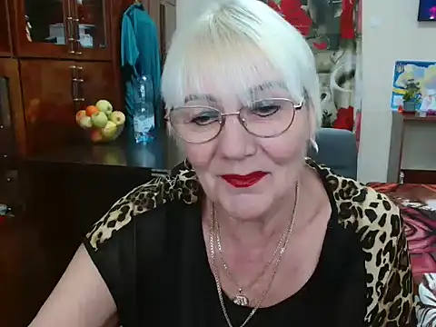 Snapshot of JenaCheim chatting on 01.13.25 JenaCheim online show from 01.13.25