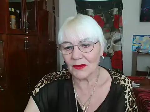 Snapshot of JenaCheim chatting on 03.14.25 JenaCheim online show from 03.14.25