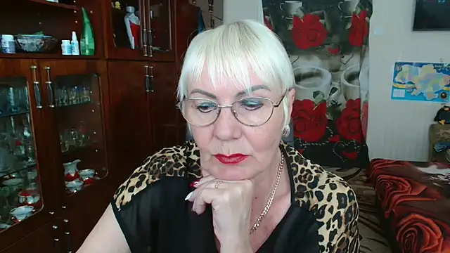 Snapshot of JenaCheim chatting on 05.15.26 JenaCheim online show from 05.15.26