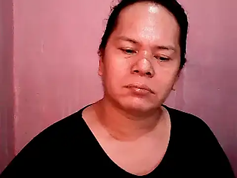 HottyLeciousCum online show from 12.17.25