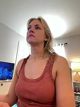 Snapshot of Kay_Cakes chatting on 01.24.25 Kay Cakes online show from 01.24.25