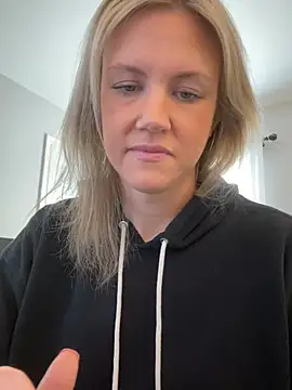 Snapshot of Kay_Cakes chatting on 02.27.26 Kay Cakes online show from 02.27.26