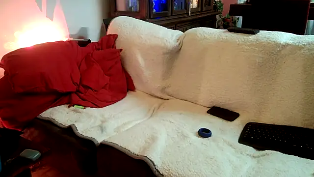 Snapshot of Truganini1 chatting on 02.17.25 Truganini1 online show from 02.17.25