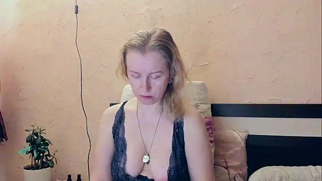I AM MILF online show from 05.15.26