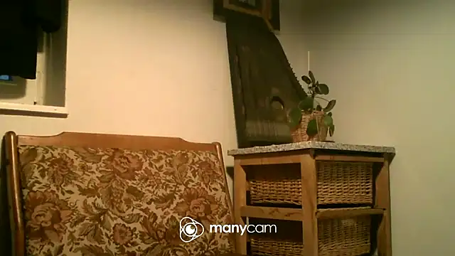 AthleticWomenizer2 online show from 09.12.25