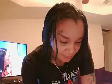 EnticingAaliyah online show from 03.10.25