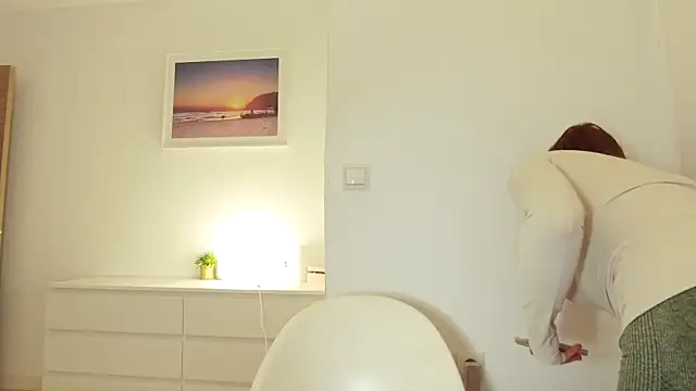 StracciaStella- online show from 12.22.25