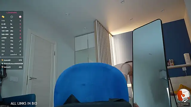 LAUREL HAZEL online show from 02.21.25