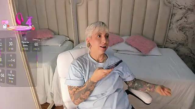 Snapshot of amy_ink chatting on 10.15.25 amy ink online show from 10.15.25