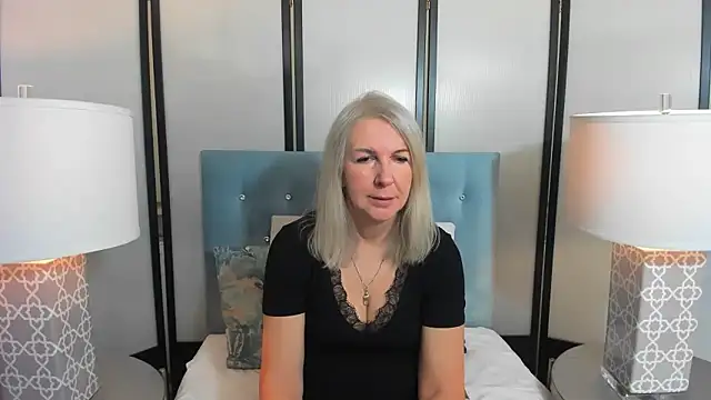 EricaTop online show from 12.14.25