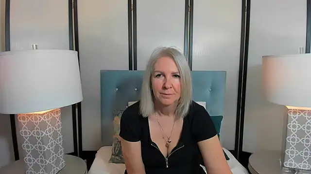 Snapshot of EricaTop chatting on 05.17.26 EricaTop online show from 05.17.26