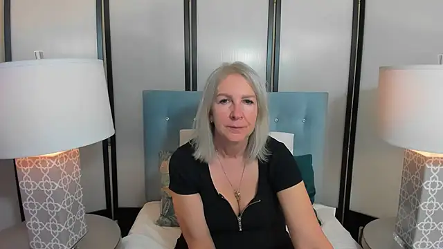Snapshot of EricaTop chatting on 05.20.26 EricaTop online show from 05.20.26