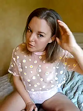 SwedishJennifer online show from 09.14.25