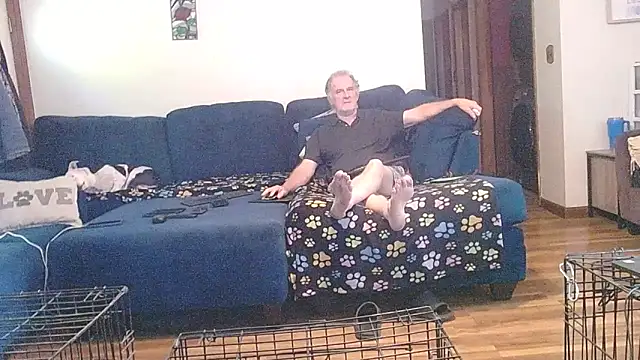 Snapshot of Sweet_Sexy1963 chatting on 10.01.25 Sweet Sexy1963 online show from 10.01.25