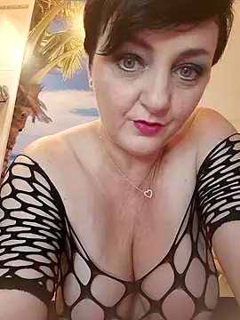 Snapshot of lucillabollente chatting on 09.11.25 lucillabollente online show from 09.11.25