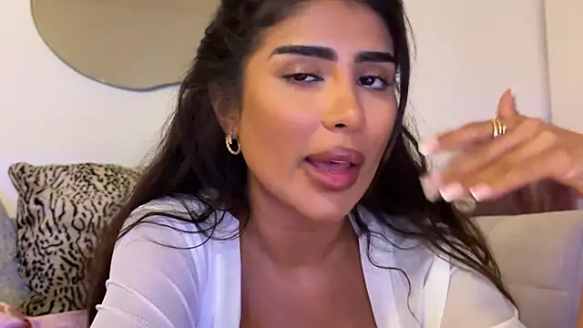 ArabicBarbie online show from 09.18.25
