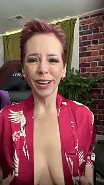 RubyLynne online show from 04.04.26