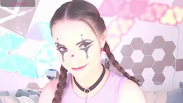 LexiKiss online show from 01.10.25