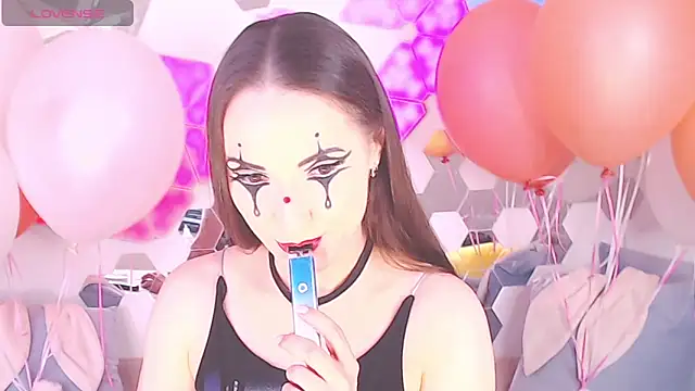 LexiKiss online show from 01.28.25