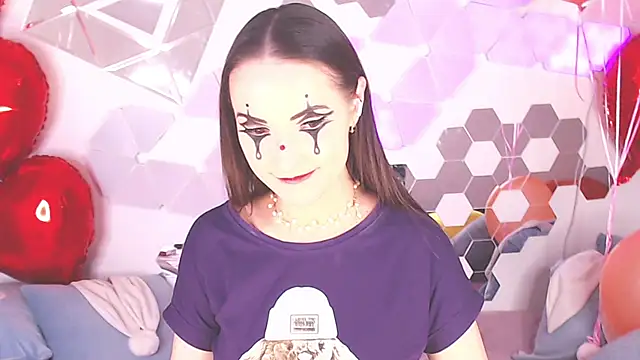 LexiKiss online show from 02.15.25