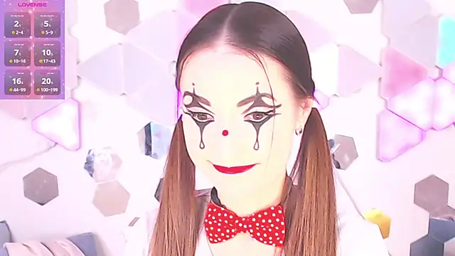 LexiKiss online show from 11.20.25