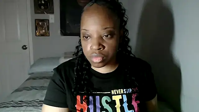 Sexymona1218 online show from 10.04.25