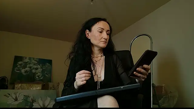 lara heaven online show from 09.15.25