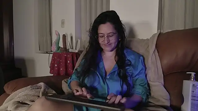 DeesseLuxure online show from 10.02.25