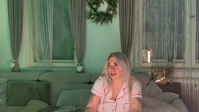 Monageil online show from 01.19.25