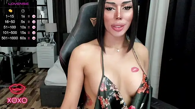 Forever MissCandace online show from 03.21.25