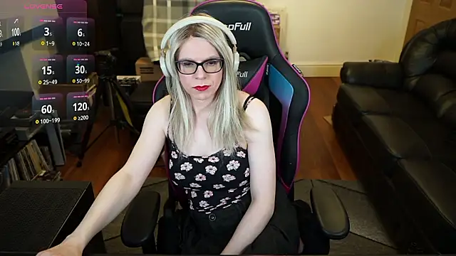 Snapshot of KelseyCobalt chatting on 02.04.26 KelseyCobalt online show from 02.04.26