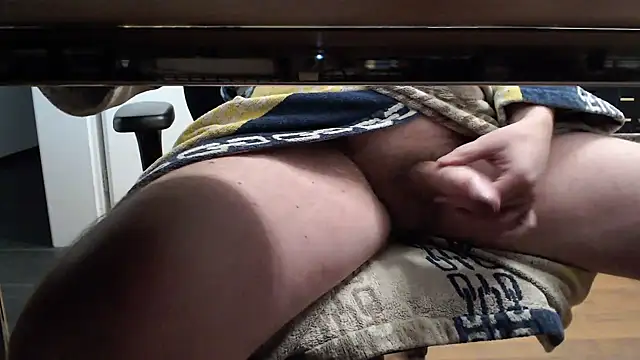 lover-76 online show from 02.21.25